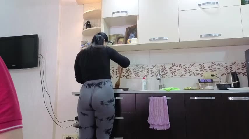 _KissMyAss_ Adult Chat February 8, 2026