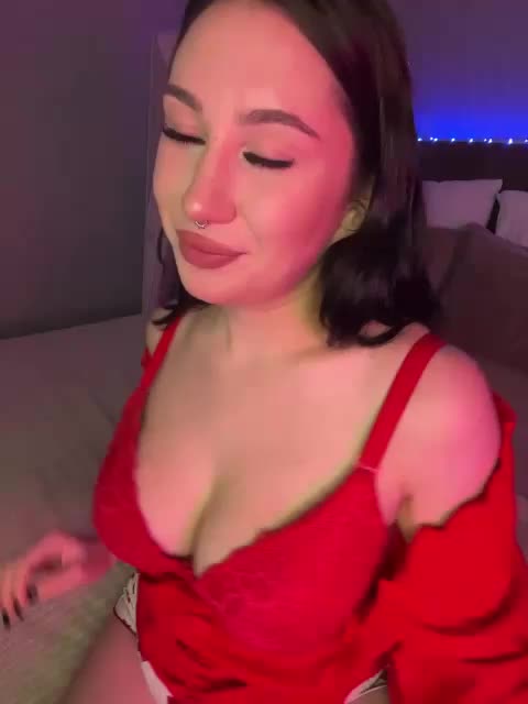 BustyLina Adult Chat February 8, 2026