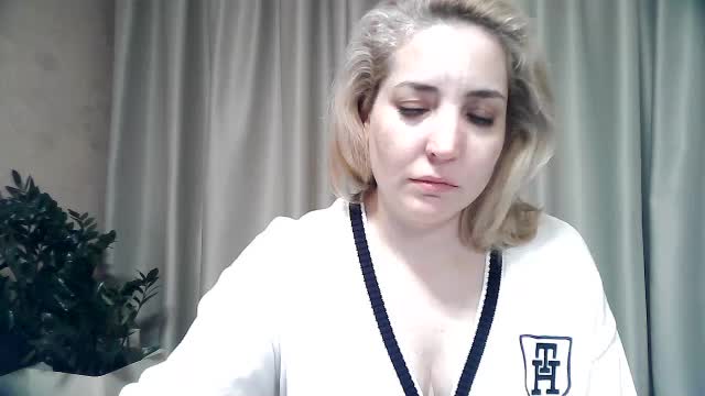 mariska-kiska Adult Chat February 8, 2026