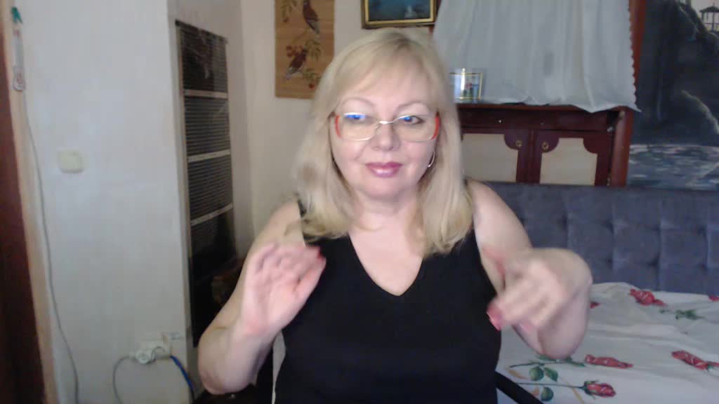 EvelynLoveShy Adult Chat February 8, 2026