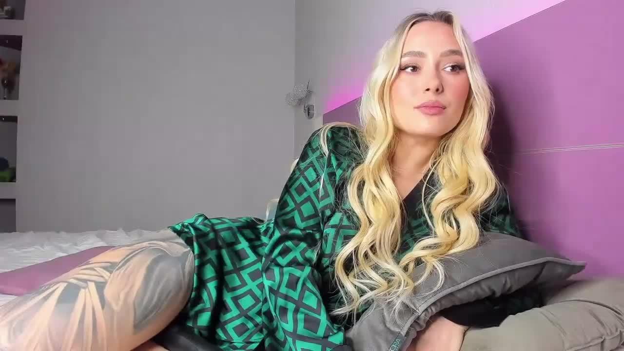 NaughtyBlond4 Adult Chat February 9, 2026