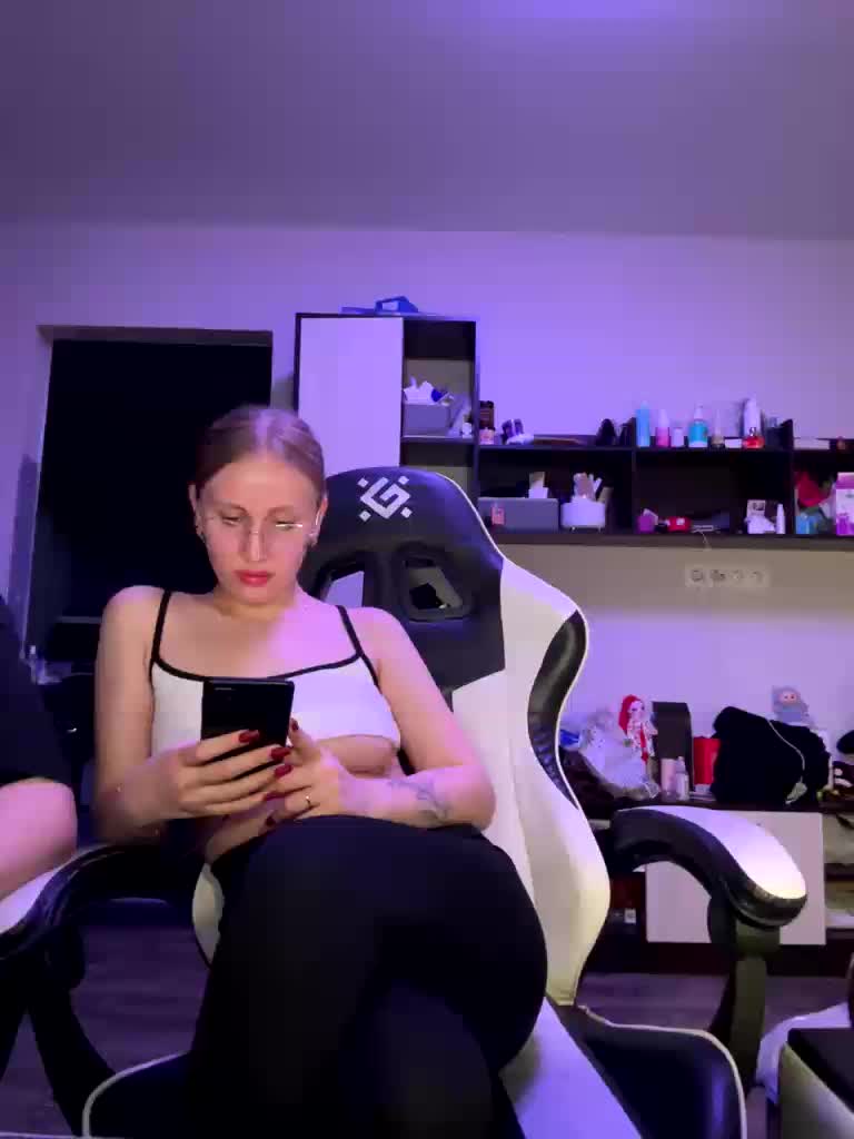 Durnaya_kis Adult Chat February 9, 2026