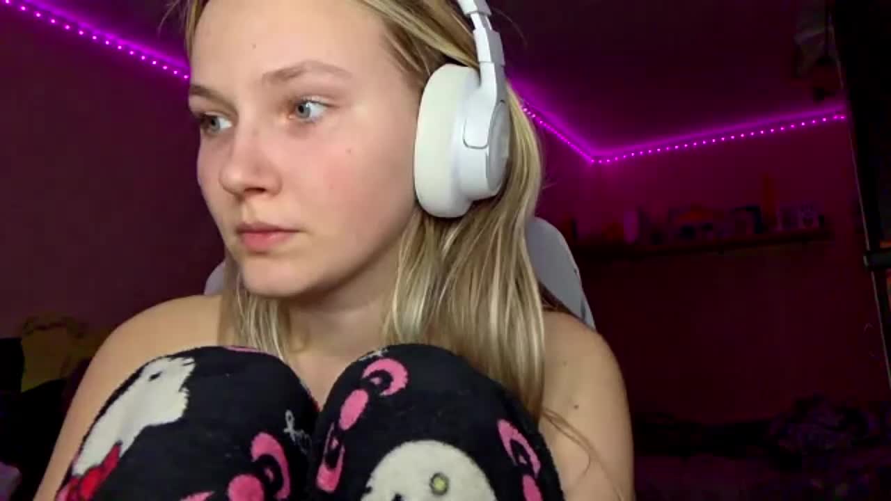 MilagroKailey Adult Chat February 9, 2026