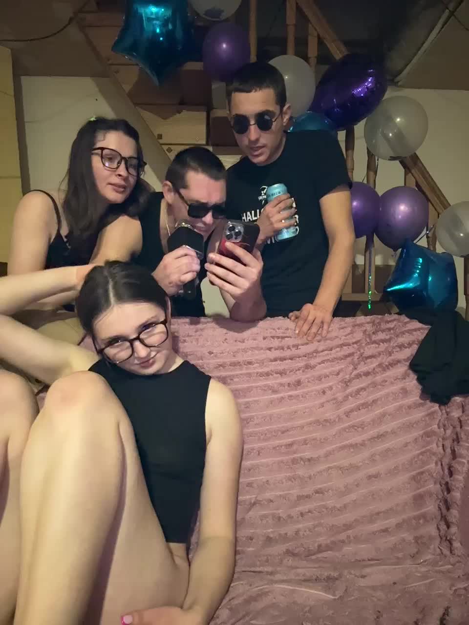 AHAHAC_HAXPEH_B_yHuTa3 Adult Chat February 9, 2026