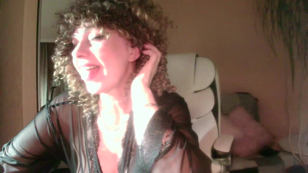 Kleo77777 Adult Chat February 9, 2026