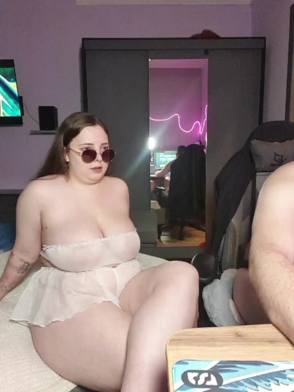 Red-rooms Adult Chat February 9, 2026