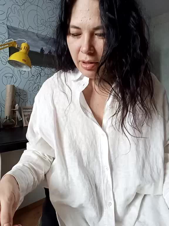 VictoriaPanther Adult Chat February 9, 2026