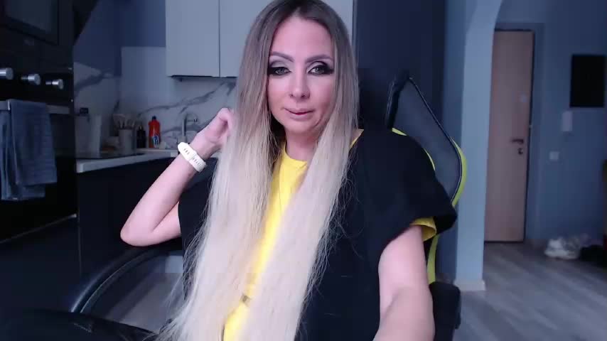 blondalina Adult Chat February 9, 2026