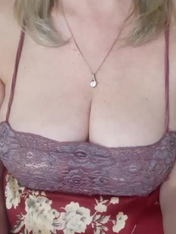 SexiestJess45 Adult Chat February 9, 2026