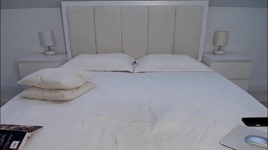 milena29 Adult Chat February 9, 2026