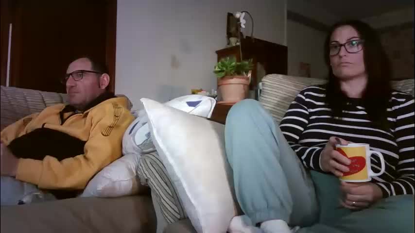 lolahueso Adult Chat February 10, 2026