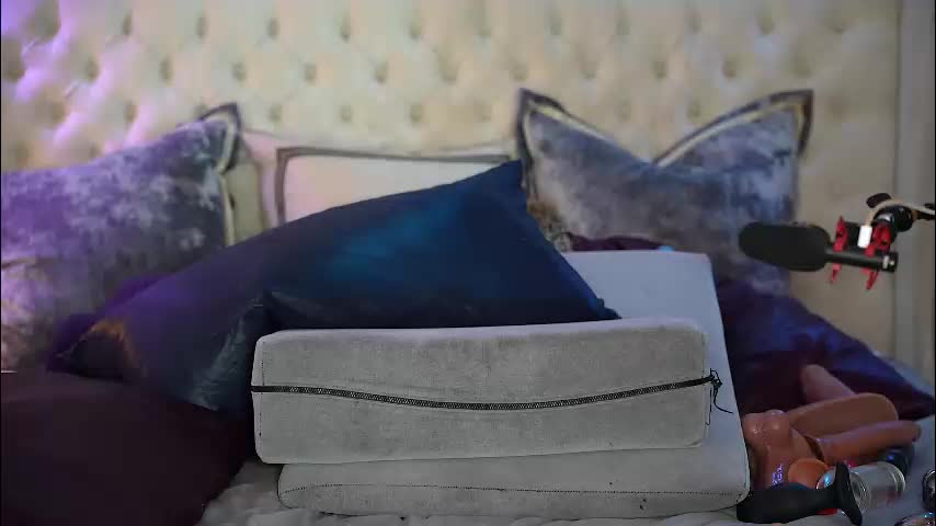 avalonnfoxx Adult Chat February 10, 2026