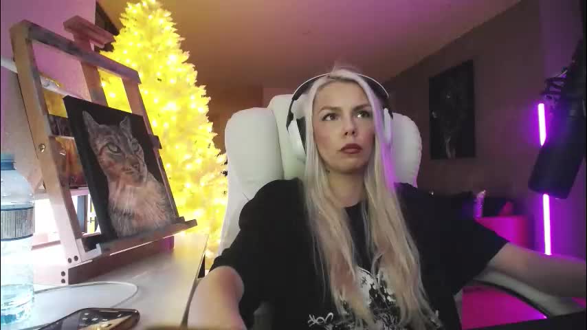 tinykylie Adult Chat February 10, 2026