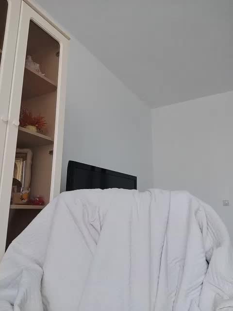 _SKYY_____ Adult Chat February 10, 2026