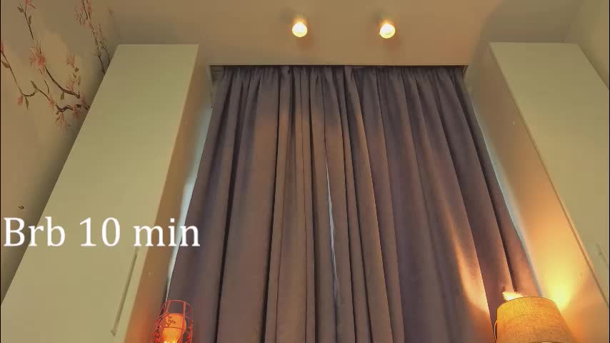 elfiecollins Adult Chat February 10, 2026