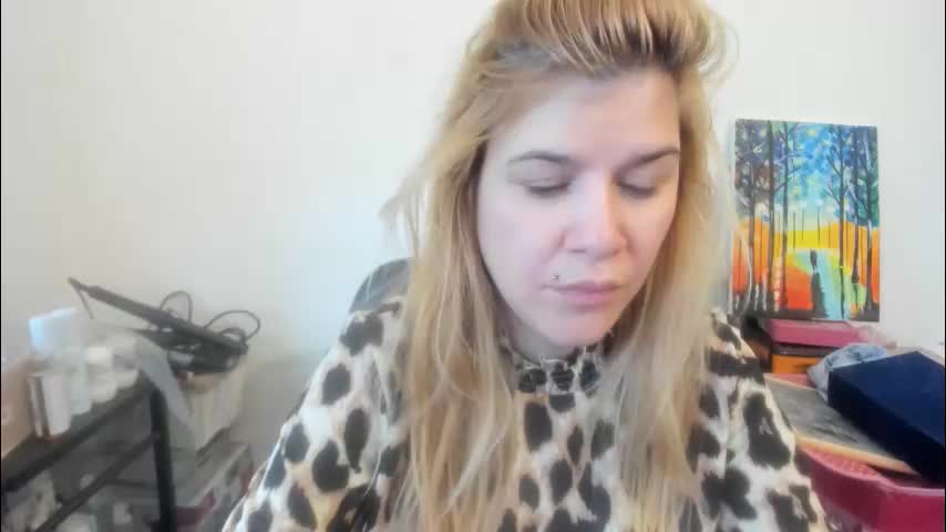 artsyandcraftsy_ Adult Chat February 10, 2026