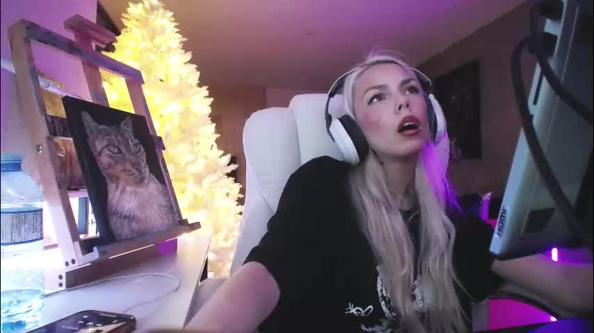 tinykylie Adult Chat February 10, 2026