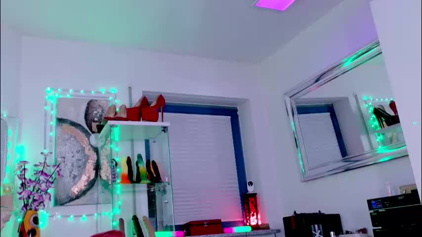 2bigass4_u Adult Chat February 10, 2026