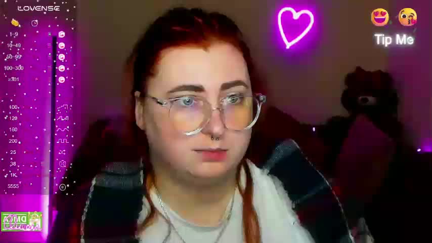 Aliciaredluv Adult Chat February 11, 2026