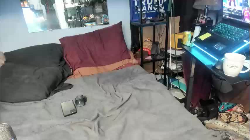 pink_black Adult Chat February 11, 2026