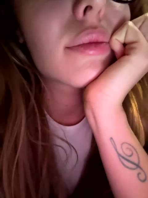 -Darinaa- Adult Chat February 11, 2026