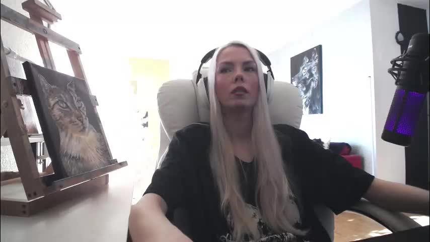 tinykylie Adult Chat February 11, 2026