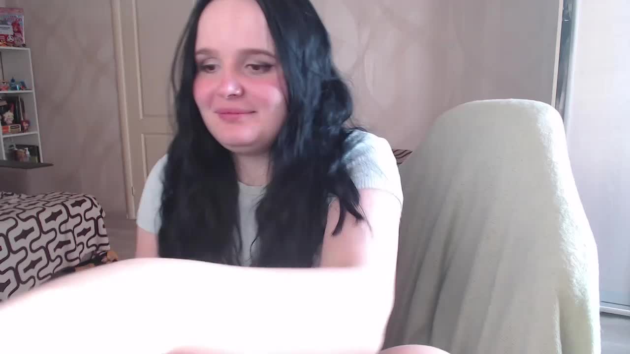 Lizzi-Peach Adult Chat February 11, 2026