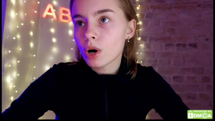 roxxxie_reid Adult Chat February 11, 2026