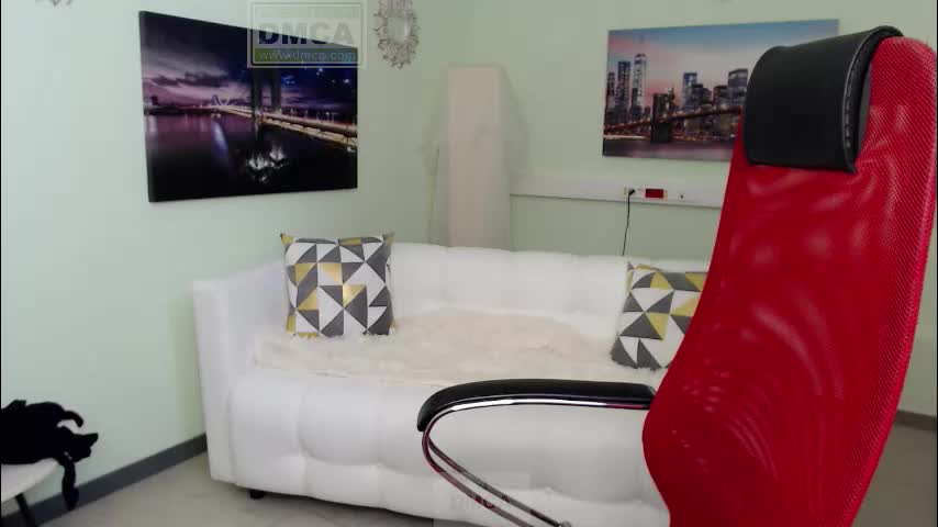 lily_flower7_ Adult Chat February 11, 2026