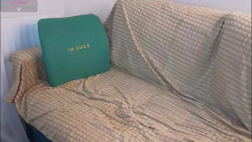 t_tragedienne Adult Chat February 11, 2026