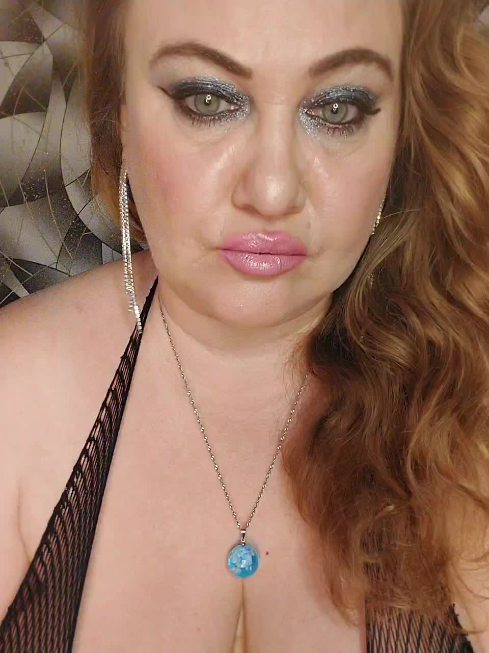 -Your_dream- Adult Chat February 11, 2026