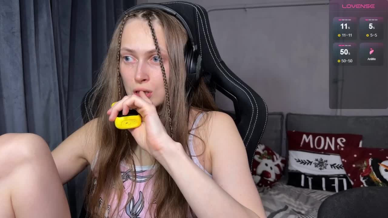 cutemilana_sexwife Adult Chat February 12, 2026