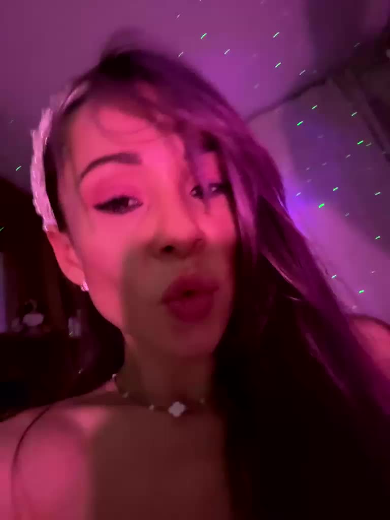 VIP17CoupleDream Adult Chat February 12, 2026