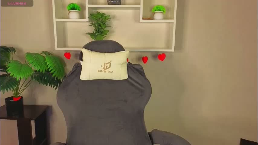 lolatwizz Adult Chat February 11, 2026