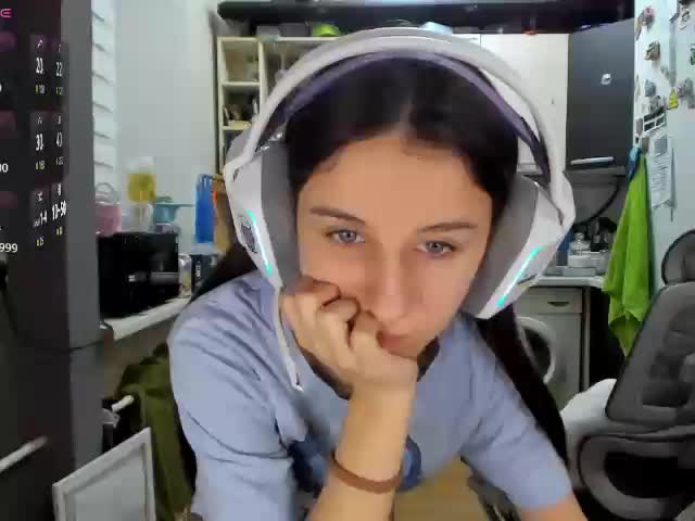 KikNika Adult Chat February 12, 2026