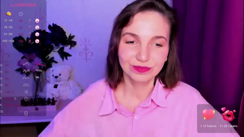 kindhazelhere_ Adult Chat February 12, 2026