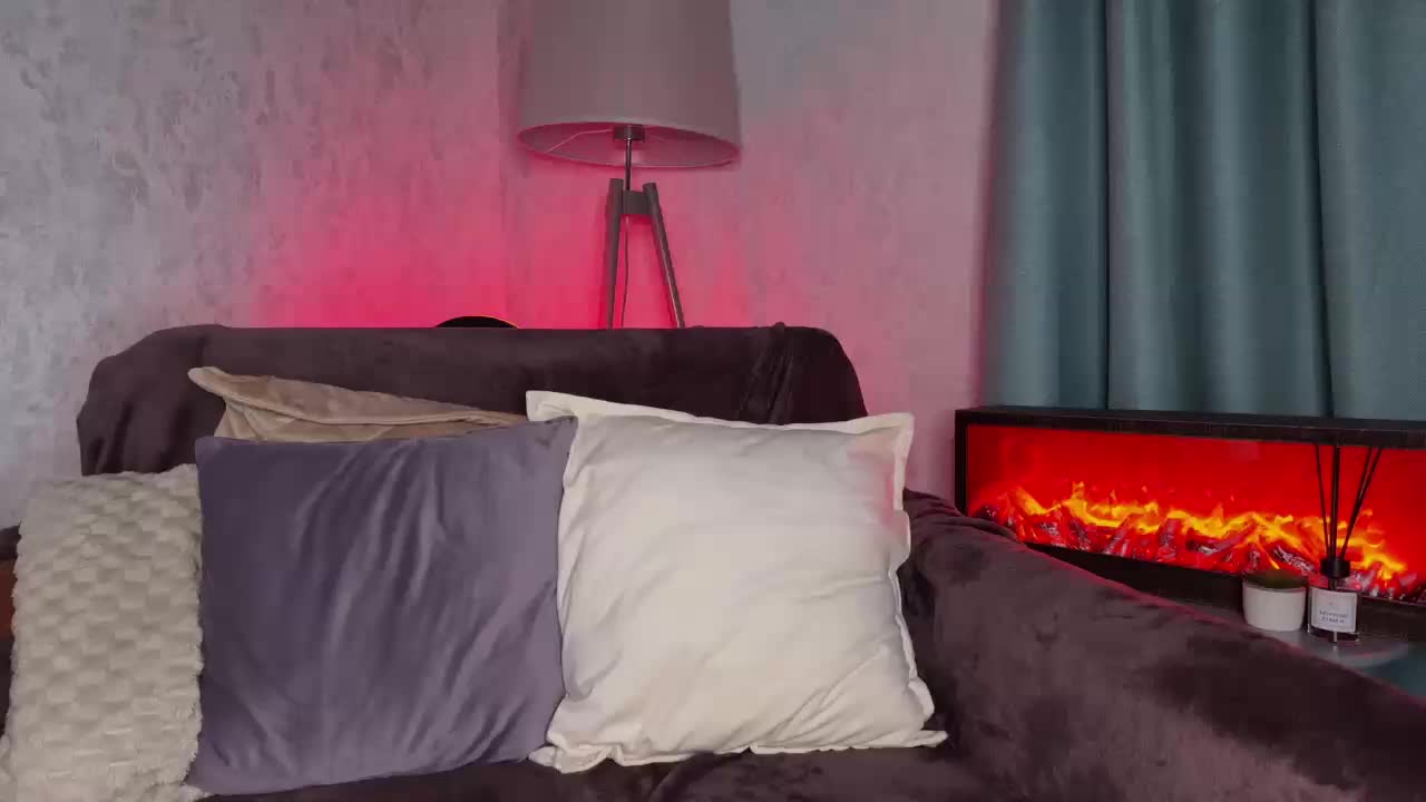 PinkFoxya Adult Chat February 12, 2026