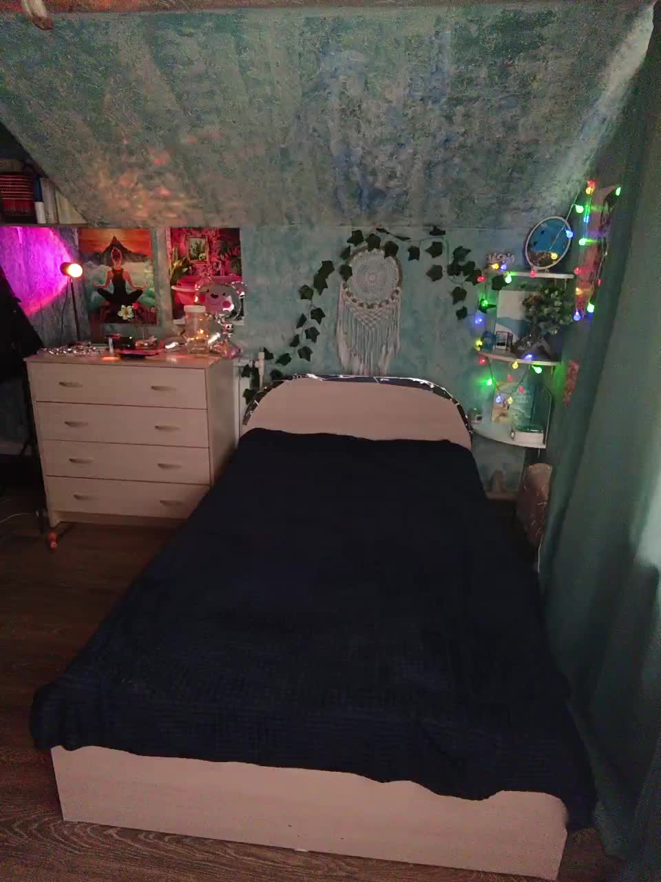 Mari_Gold Adult Chat February 12, 2026