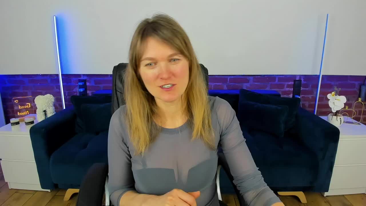 Annabel-xxx Adult Chat February 13, 2026