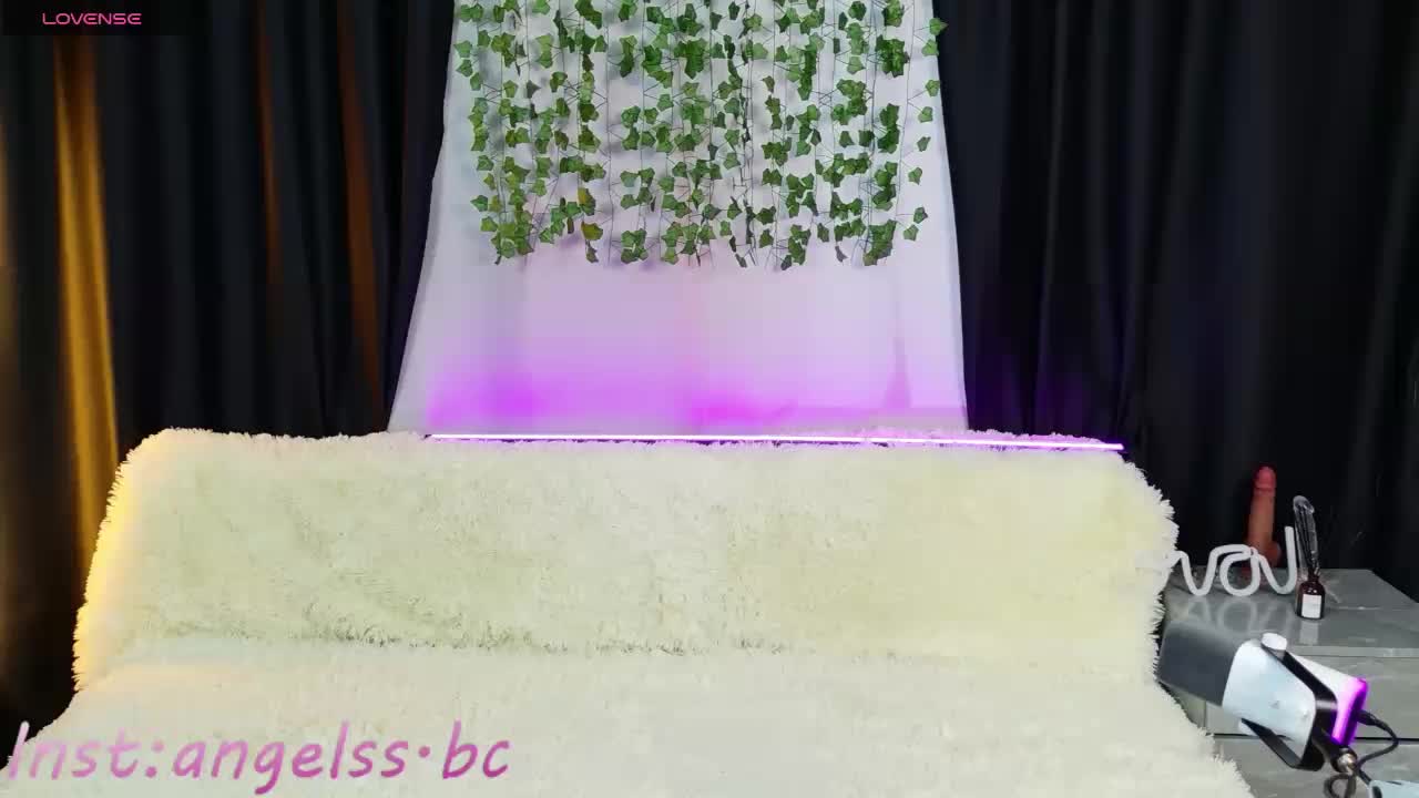 AngelsBoobs Adult Chat February 12, 2026