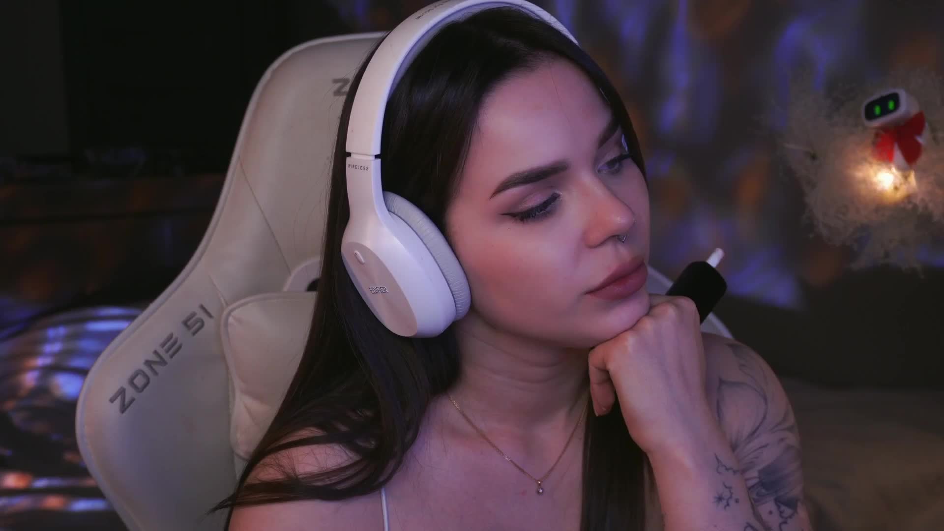 MiniNika Adult Chat February 13, 2026