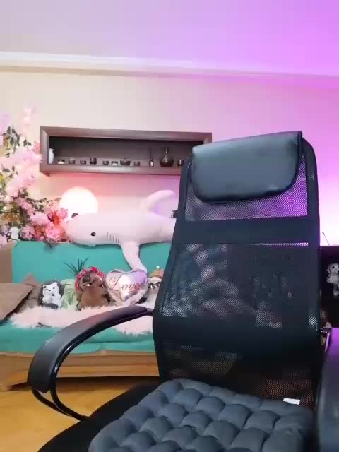 JuliaHesperaks Adult Chat February 14, 2026