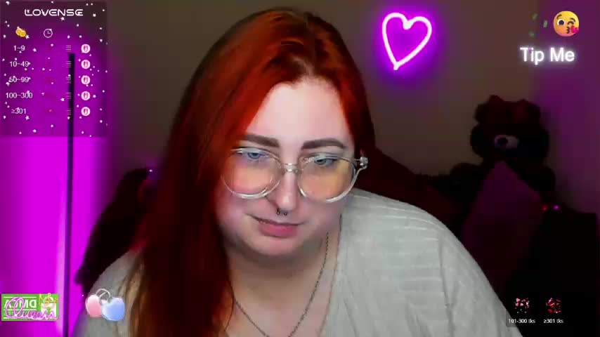 Aliciaredluv Adult Chat February 14, 2026