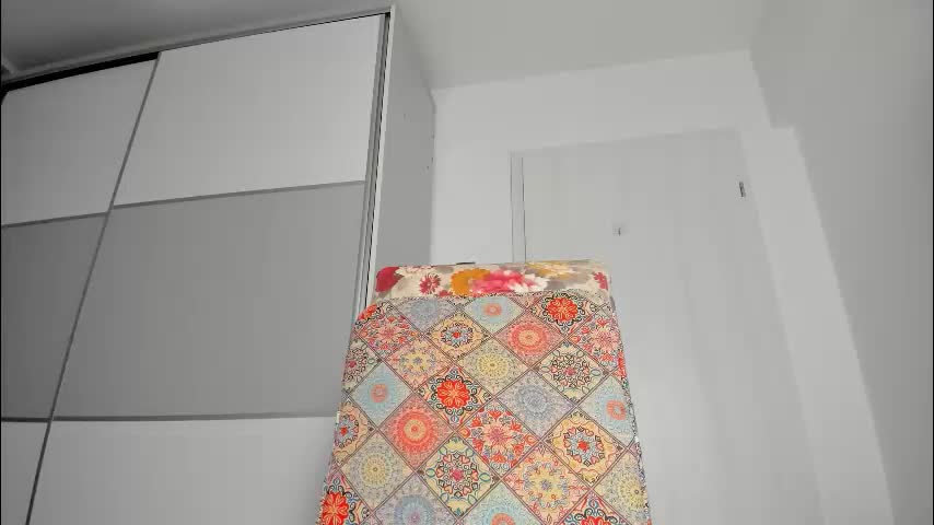 snow_flakee Adult Chat February 13, 2026