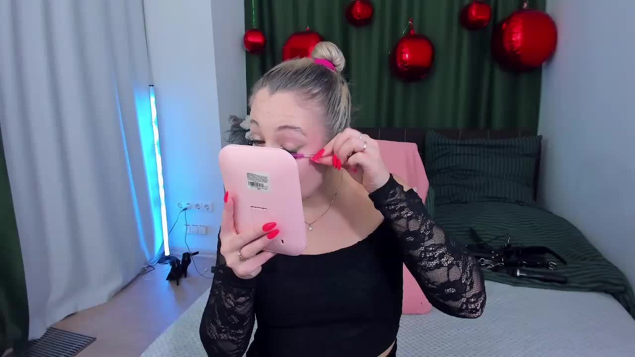 LaurenMorry Adult Chat February 13, 2026