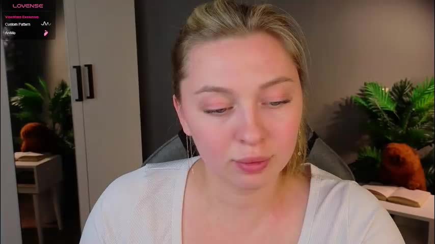 sssecretgirlfriend Adult Chat February 14, 2026