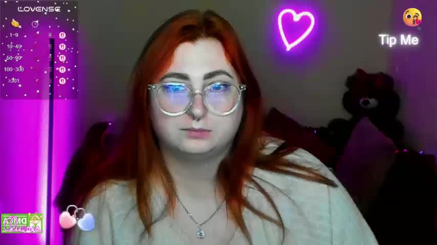 Aliciaredluv Adult Chat February 14, 2026