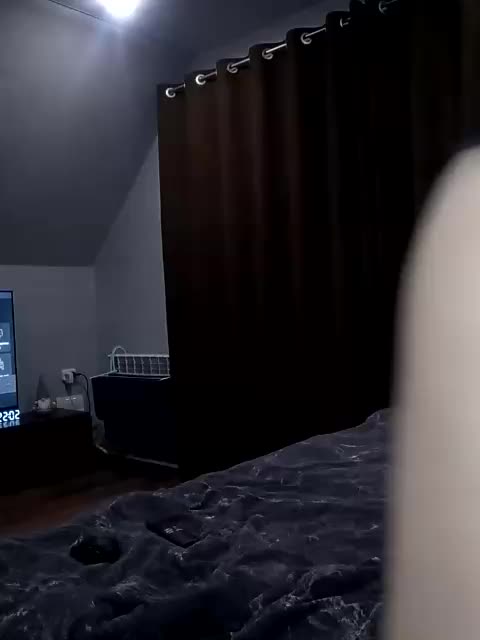 kissipissi Adult Chat February 14, 2026