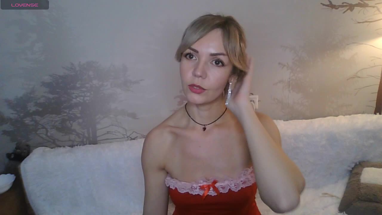 Red_Rose_98 Adult Chat February 14, 2026