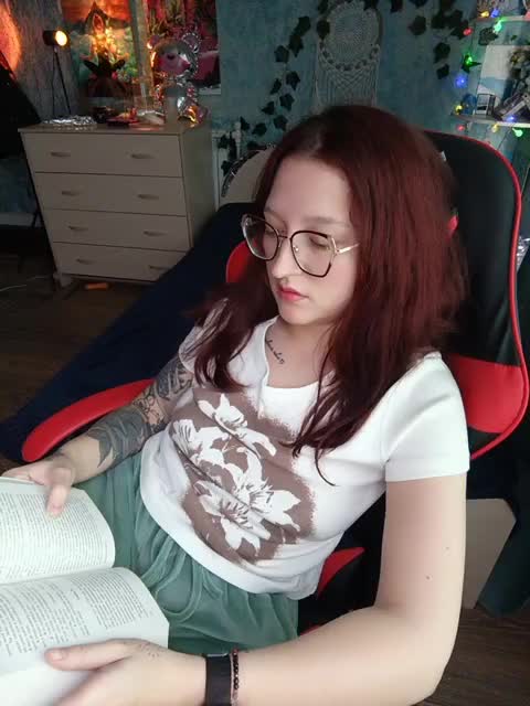 Mari_Gold Adult Chat February 14, 2026